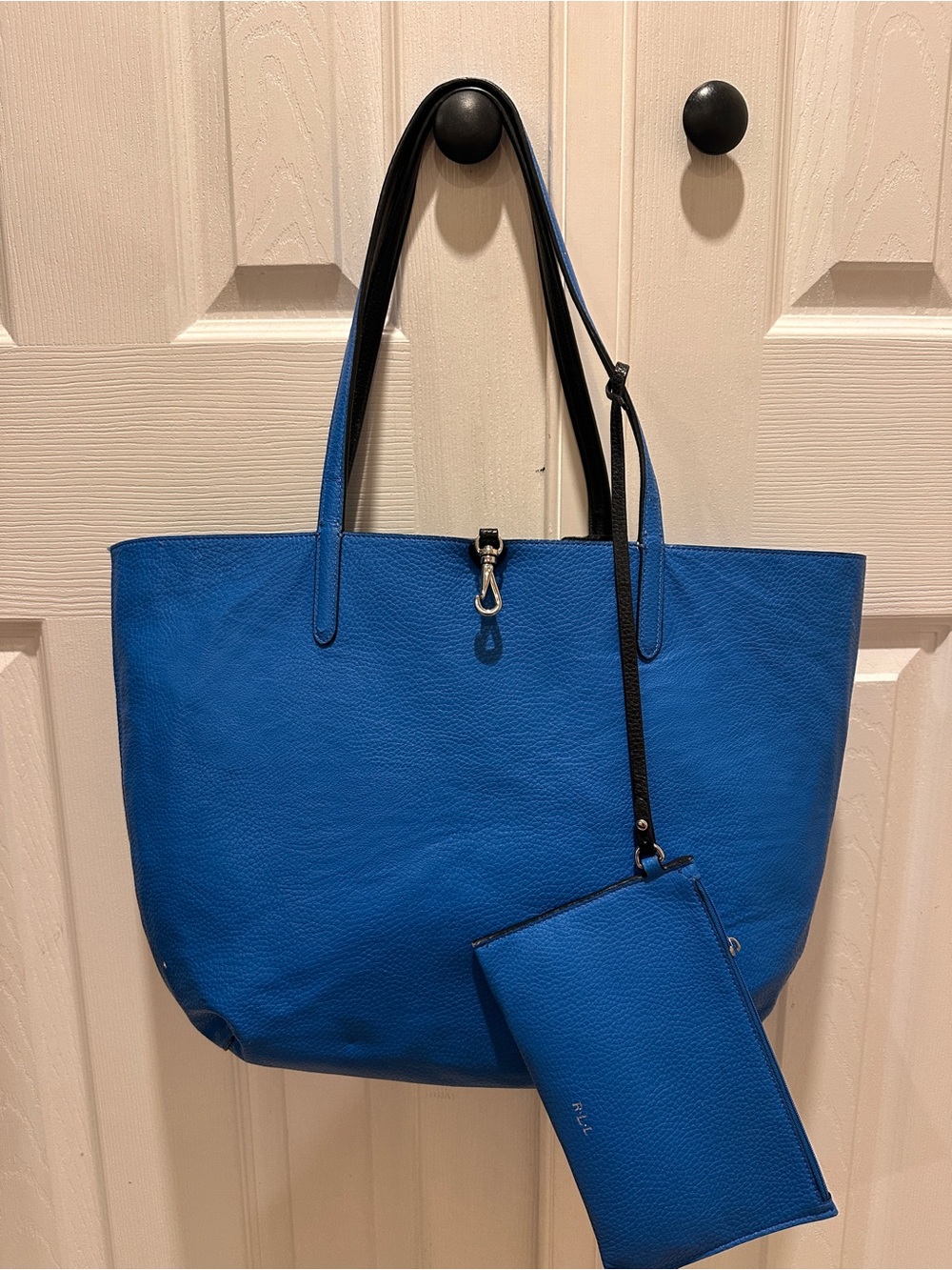 Lauren Ralph Lauren Black & Blue Reversible Faux-Leather Tote Bag - Picture 5 of 8